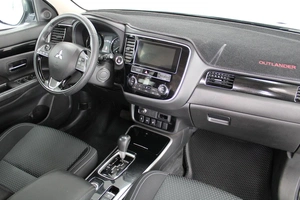 Внедорожник Mitsubishi Outlander 2019 года, 2392000 рублей, Красноярск