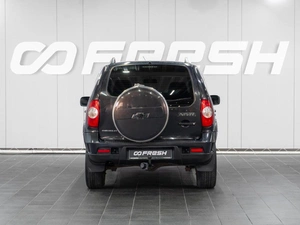 Внедорожник Chevrolet Niva 2016 года, 649000 рублей, Сургут