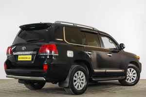 Внедорожник Toyota Land Cruiser 2014 года, 4599000 рублей, Тюмень