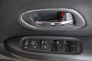 Внедорожник Honda Vezel 2014 года, 1929000 рублей, Омск