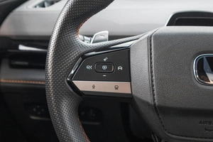 Лифтбек Changan UNI-V 2023 года, 2449000 рублей, Барнаул