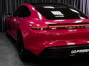 Седан Porsche Taycan 2020 года, 7639000 рублей, Тюмень