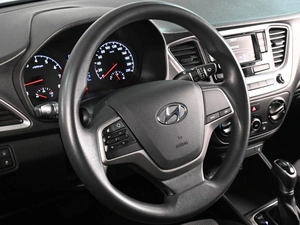 Седан Hyundai Solaris 2018 года, 1229000 рублей, Аксай