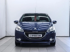 Хетчбэк Peugeot 208 2013 года, 710000 рублей, Красноярск