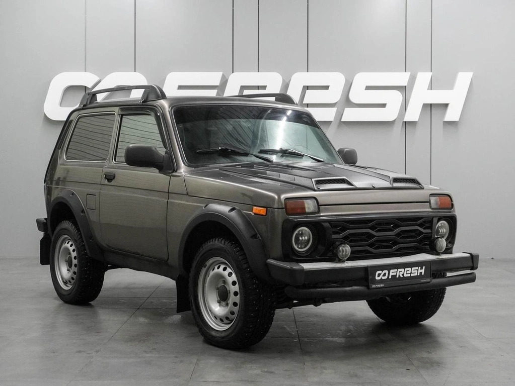 Внедорожник ВАЗ (LADA) 4x4 (Нива) 2016 года, 634000 рублей, Воронеж