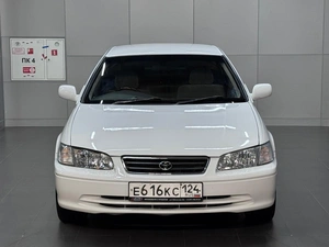 Седан Toyota Camry 2000 года, 497000 рублей, Красноярск
