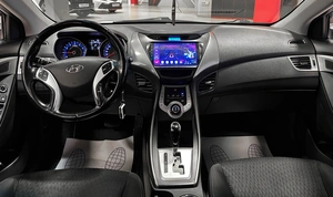 Седан Hyundai Elantra 2011 года, 897000 рублей, Красноярск