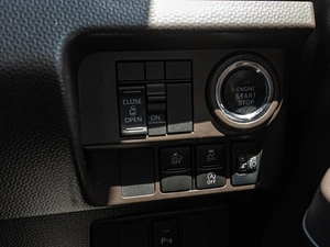 Минивэн Toyota Roomy 2020 года, 1130000 рублей, Краснодар