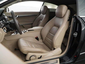 Купе Mercedes-benz E-класс 2011 года, 999777 рублей, Москва