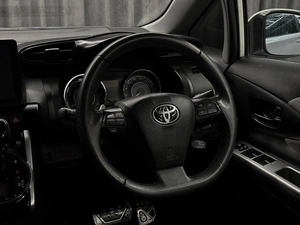 Минивэн Toyota Wish 2010 года, 1259000 рублей, Красноярск