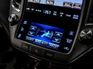 Седан Toyota Crown 2014 года, 2000000 рублей, Красноярск