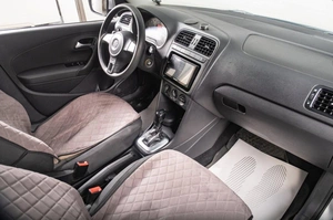 Седан Volkswagen Polo 2011 года, 769000 рублей, Томск