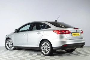 Седан Ford Focus 2018 года, 1049000 рублей, Челябинск