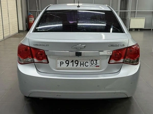 Седан Chevrolet Cruze 2011 года, 747000 рублей, Красноярск