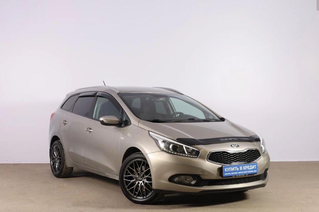 Универсал Kia Ceed 2015 года, 1279000 рублей, Новосибирск