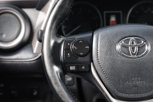 Внедорожник Toyota RAV4 2017 года, 2449000 рублей, Новосибирск