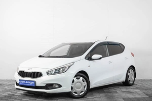 Хетчбэк Kia Ceed 2013 года, 979000 рублей, Кемерово