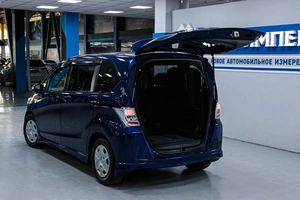 Минивэн Honda Freed 2011 года, 998000 рублей, Солонцы