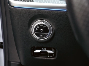 Седан Mercedes-benz C-класс 2023 года, 5250000 рублей, Краснодар