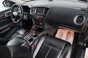 Внедорожник Nissan Pathfinder 2015 года, 1989000 рублей, Красноярск