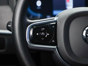 Седан Volvo S90 2023 года, 4599050 рублей, Москва