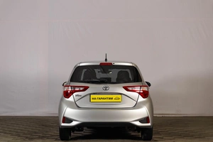 Хетчбэк Toyota Vitz 2019 года, 1269000 рублей, Тюмень