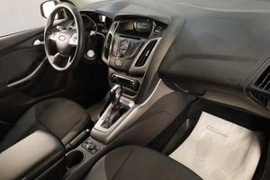 Хетчбэк Ford Focus 2012 года, 829000 рублей, Челябинск