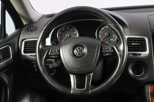 Внедорожник Volkswagen Touareg 2010 года, 1949000 рублей, Новосибирск
