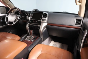 Внедорожник Toyota Land Cruiser 2015 года, 4499000 рублей, Новосибирск