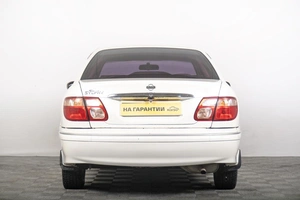 Седан Nissan Bluebird Sylphy 2001 года, 359000 рублей, Томск