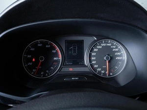 Хетчбэк SEAT Leon 2013 года, 1166000 рублей, Ставрополь