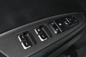 Седан Kia Optima 2015 года, 1359000 рублей, Тюмень