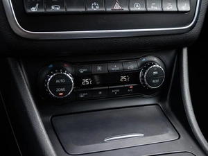 Внедорожник Mercedes-benz GLA-класс 2015 года, 2120000 рублей, Краснодар