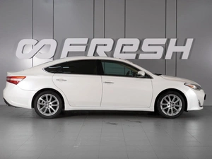 Седан Toyota Avalon 2013 года, 2095000 рублей, Красный Пахарь