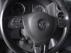 Внедорожник Volkswagen Tiguan 2014 года, 1715000 рублей, Ростов-на-Дону