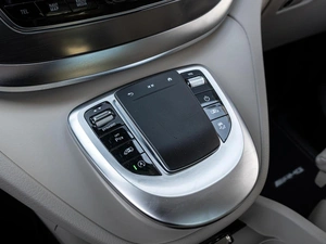 Минивэн Mercedes-benz V-класс 2022 года, 9570000 рублей, Краснодар