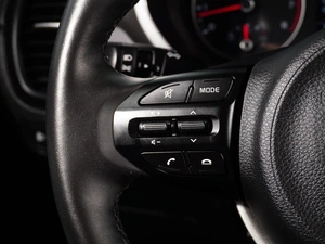 Хетчбэк Kia Rio X 2021 года, 1748000 рублей, Тверь