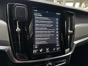 Универсал Volvo V90 Cross Country 2021 года, 3966000 рублей, Санкт-Петербург