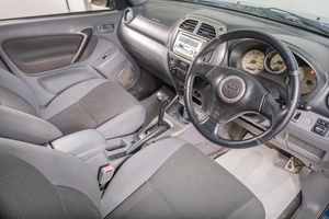 Внедорожник Toyota RAV4 2001 года, 649000 рублей, Томск
