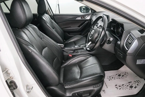 Седан Mazda Axela 2017 года, 1449000 рублей, Красноярск