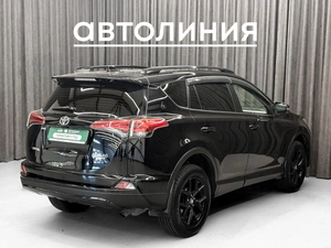 Внедорожник Toyota RAV4 2019 года, 2500000 рублей, Красноярск