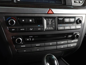 Седан Hyundai Genesis 2015 года, 1880000 рублей, Ростов-на-Дону