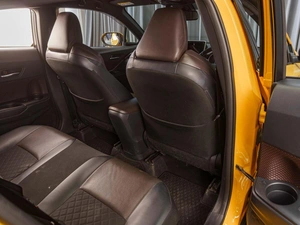 Внедорожник Toyota C-HR 2018 года, 1769000 рублей, Тюмень