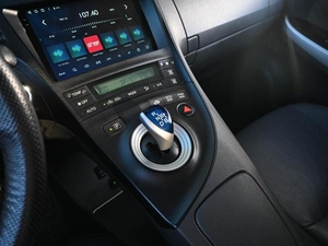 Лифтбек Toyota Prius 2011 года, 949000 рублей, Кирилловка