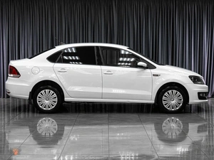 Седан Volkswagen Polo 2018 года, 1445000 рублей, Тюмень