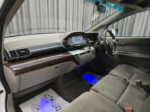 Минивэн Honda Edix 2004 года, 555000 рублей, Красноярск