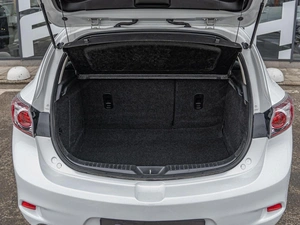 Хетчбэк Mazda 3 2012 года, 1190000 рублей, Краснодар