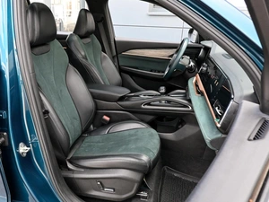 Внедорожник Geely Monjaro 2023 года, 3126800 рублей, Волгоград