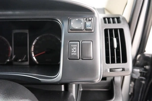 Минивэн Nissan Serena 2010 года, 1099000 рублей, Красноярск
