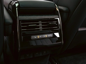 Внедорожник Land Rover Range Rover Sport 2023 года, 16995000 рублей, Краснодар